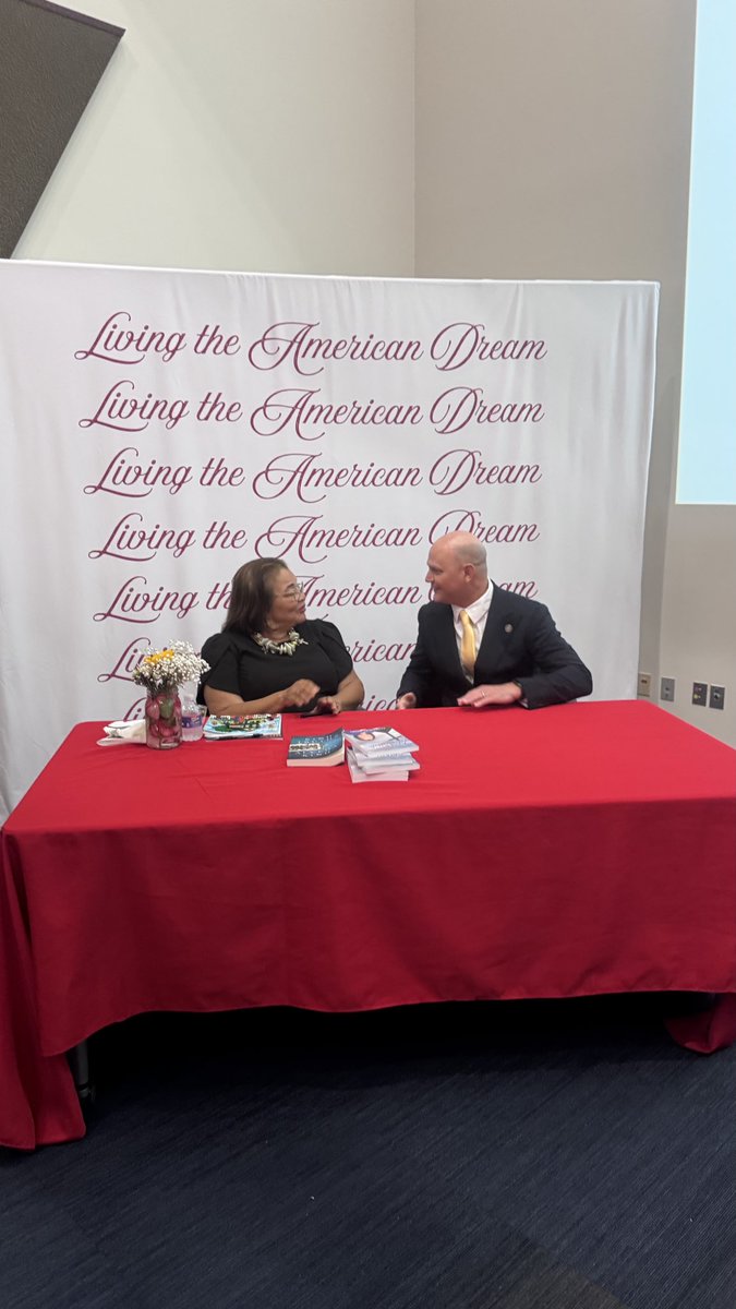ScottSchwabKS's tweet photo. Grateful for the chance to speak at the Kansas Black Republicans event this weekend alongside Dr. Alveda King! https://t.co/HwXeN1avpb