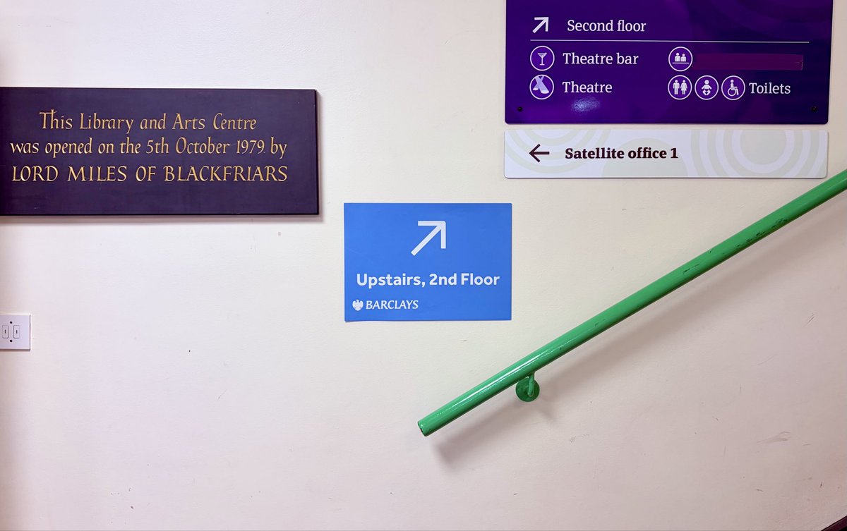 MarkVersallion's tweet image. For anyone who banks with Barclays, their Leighton Buzzard Library drop-in ‘branch’ is open tomorrow (Tuesday).  I visited last week as I’d been told by they were shut when they should have been open.

I spoke to the staff who assured me they’ll be open when they should be!