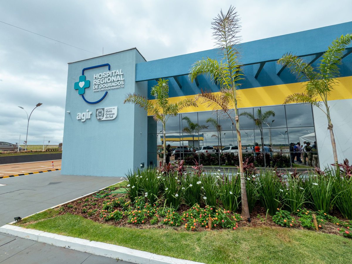 Hoje é um dia histórico para a saúde de Dourados e de todo o Mato Grosso do Sul! 

Celebro a entrega da Policlínica Cone Sul, primeira etapa do Hospital Regional “Olga Castoldi Parizotto”, que já oferece atendimento de qualidade à população.
 
Viva ao SUS!