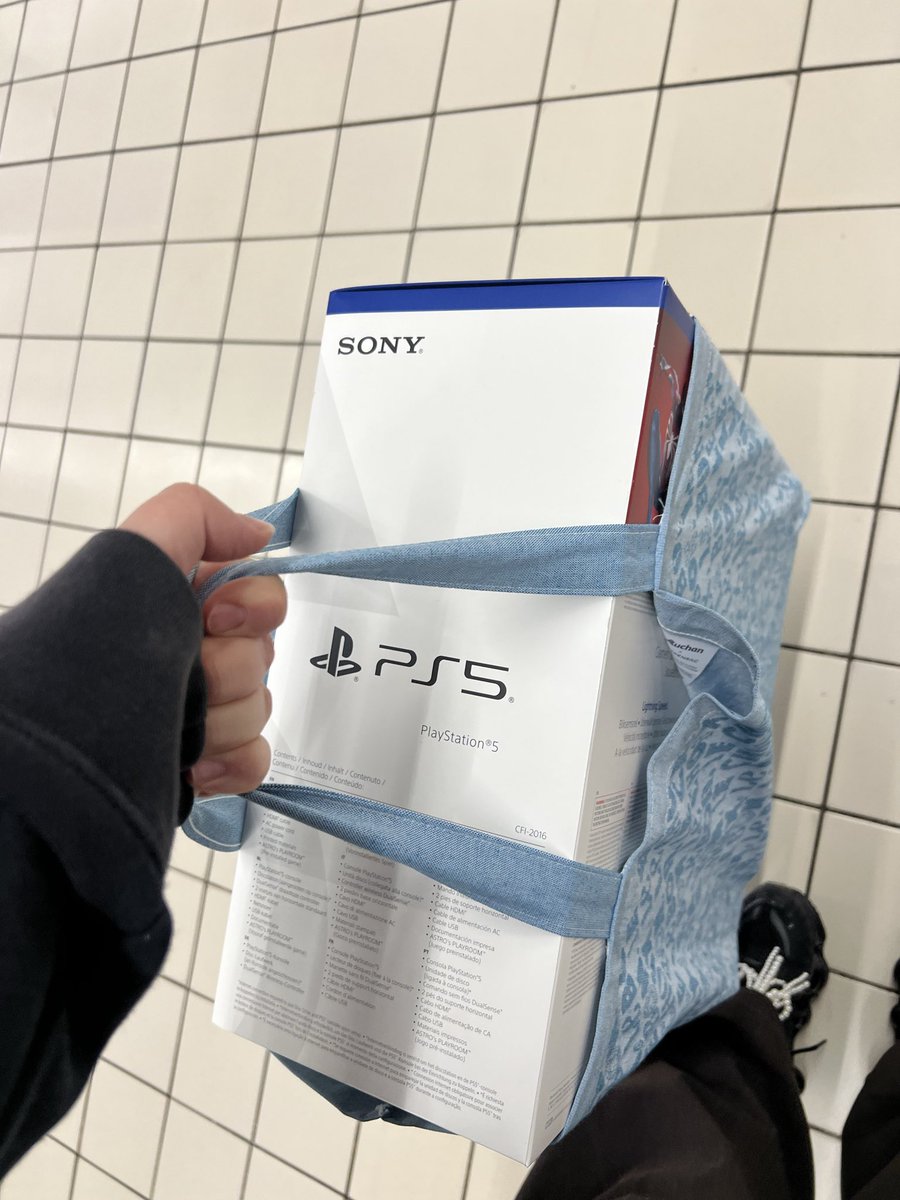 babygoatsuki's tweet image. les gars, c’est le début d’une longue aventure