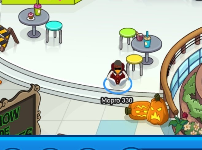 Mopro330's tweet photo. No se si lo notaron pero en Super Penguin, quitaron ese pinguino pintado 😔 y yo que queria que siguiera alli...
#SuperPenguin #ClubPenguin #SuperCPPS #SuperClubPenguin @iSuperPenguin  #Datopinguino https://t.co/0DQfNPX61y