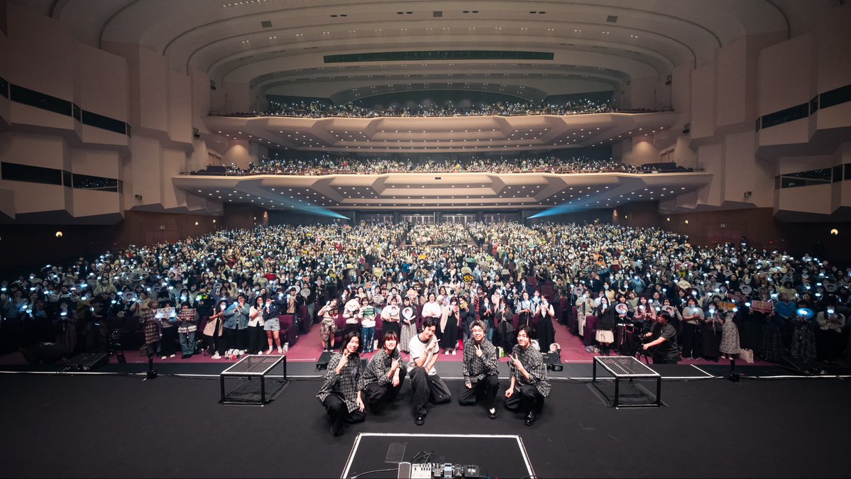 『CHANYEOL JAPAN TOUR 2025 -The Days-』横浜公演にて、ツアーファイナルを迎えました！

月曜日にもかかわらず横浜にお越しくださったみなさん、ツアーに来てくださったみなさん、ありがとうございました！

また一緒に遊びましょう！❤️‍🔥🎸👉

#CHANYEOL #EXO #weareoneEXO