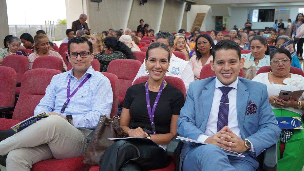 jimmymartinec's tweet image. Participe en la inauguración del II Congreso de los Comités Ciudadanos Locales de Salud, en Guayaquil. Desde el Ministerio de Salud Pública impulsamos, junto a los comités, el fortalecimiento de la prevención, la promoción y los hábitos saludables en cada territorio.

Su trabajo…