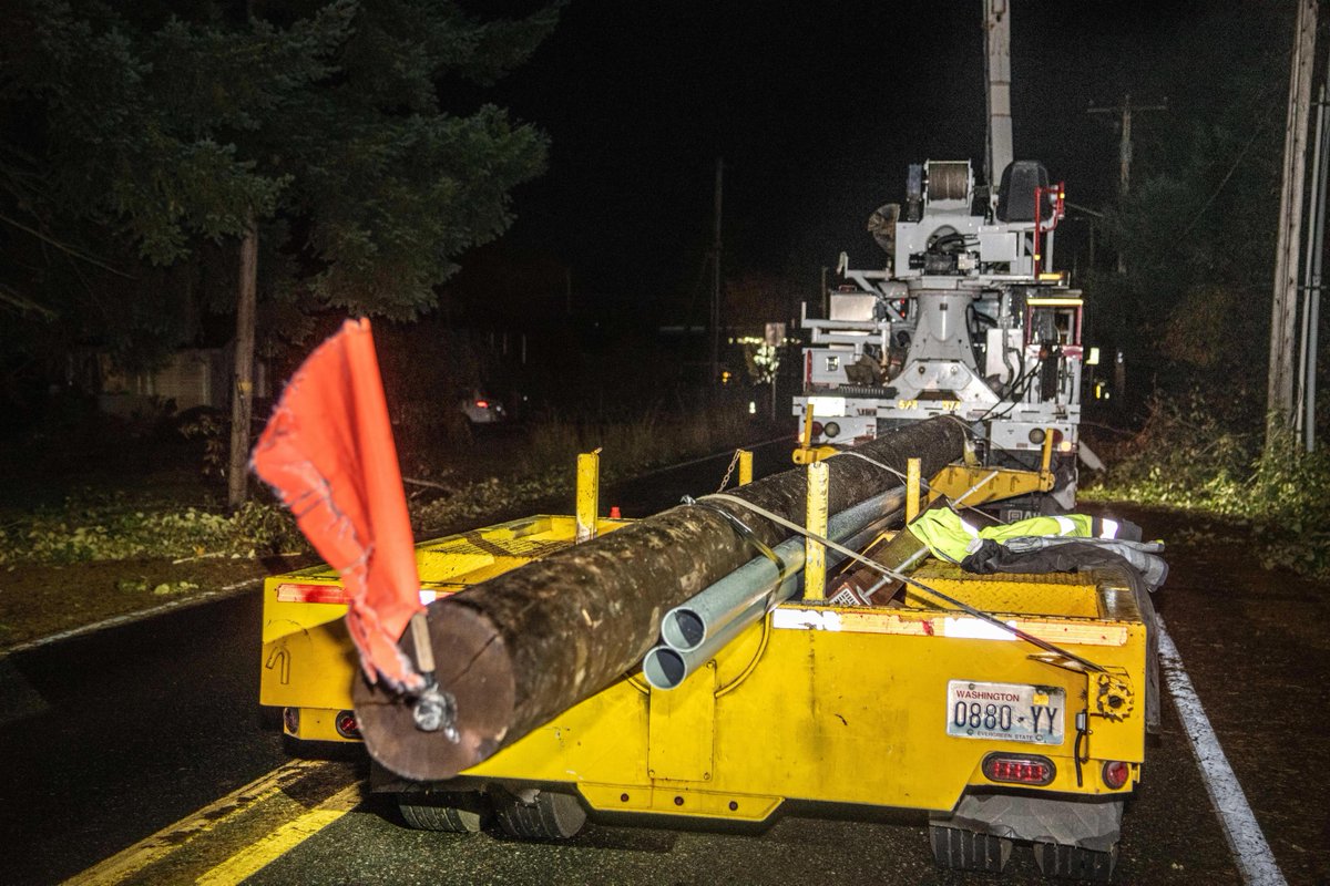 Puget Sound Energy (@psetalk) on Twitter photo Overnight, crews made significant progress restoring power to customers, with over 95% of customers impacted by last weekend's storm restored. Today, crews continue to quickly and safely restore power to customers. (1/4) Overnight, crews made significant progress restoring power to customers, with over 95% of customers impacted by last weekend's storm restored. Today, crews continue to quickly and safely restore power to customers. (1/4)