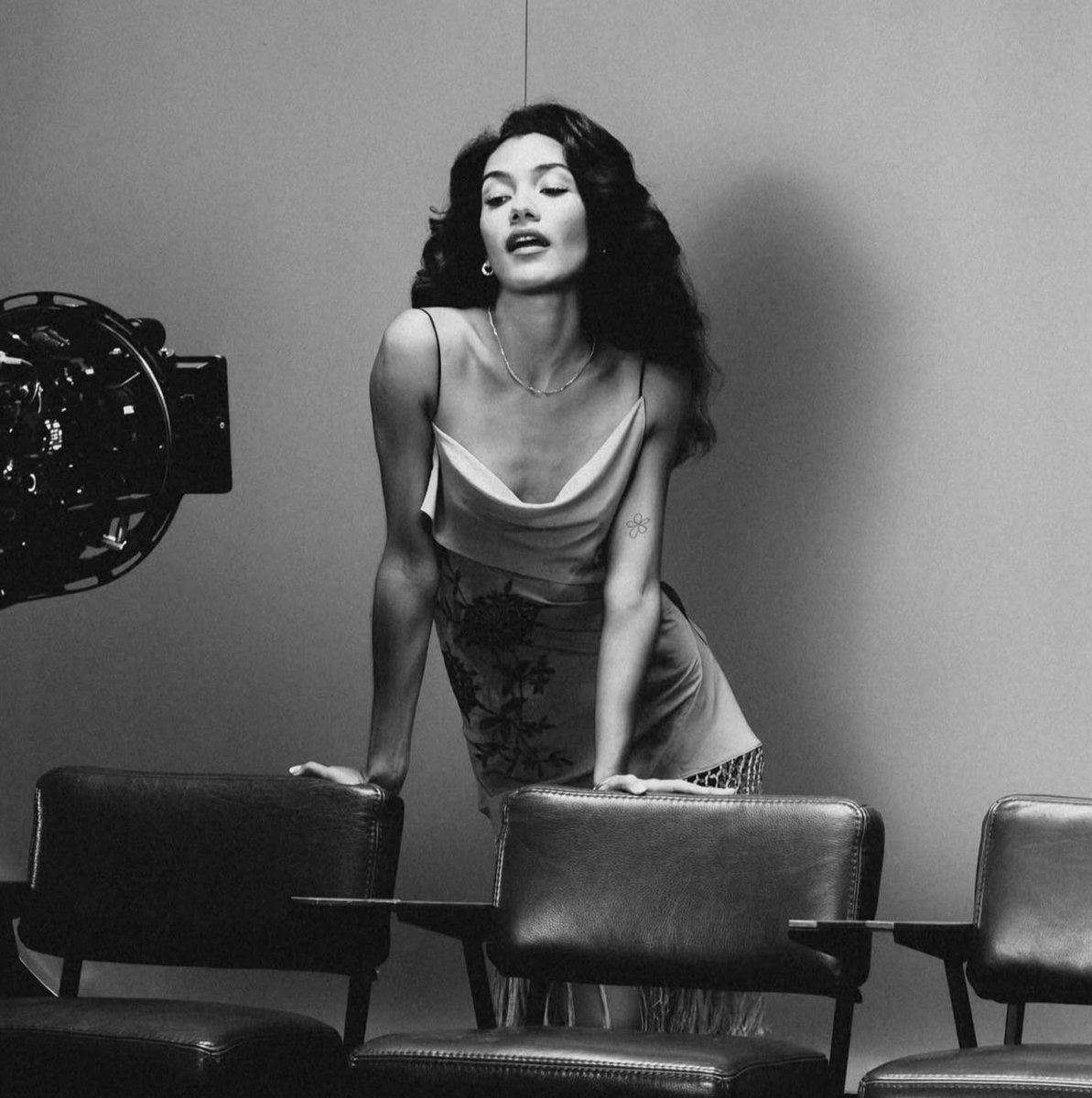 PopCrave's tweet image. Olivia Dean scores her first top 10 single on the Hot 100 with “Man I Need.”