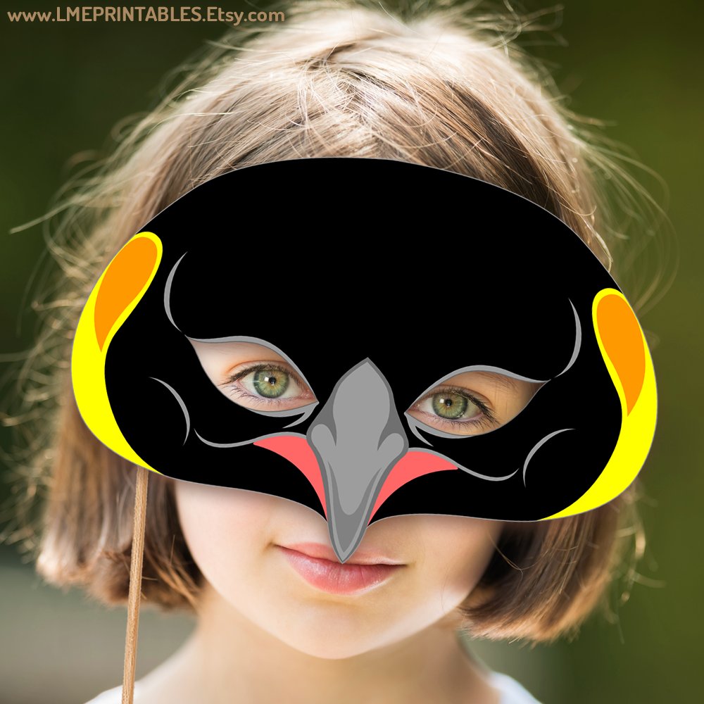lmeprintables's tweet photo. Emperor Penguin Mask Printable Halloween Paper Bird Costume Antarctica Aquatic Animal Kid Adult Party Favor Photo Booth Activity Carnival https://t.co/NfoeoEJibJ via @Etsy #penguinmask #emperorpenguinmask #halloweenideasforkids #halloweenmasks #lastminutecostumes #photoboothprops https://t.co/W24Emjl6ri