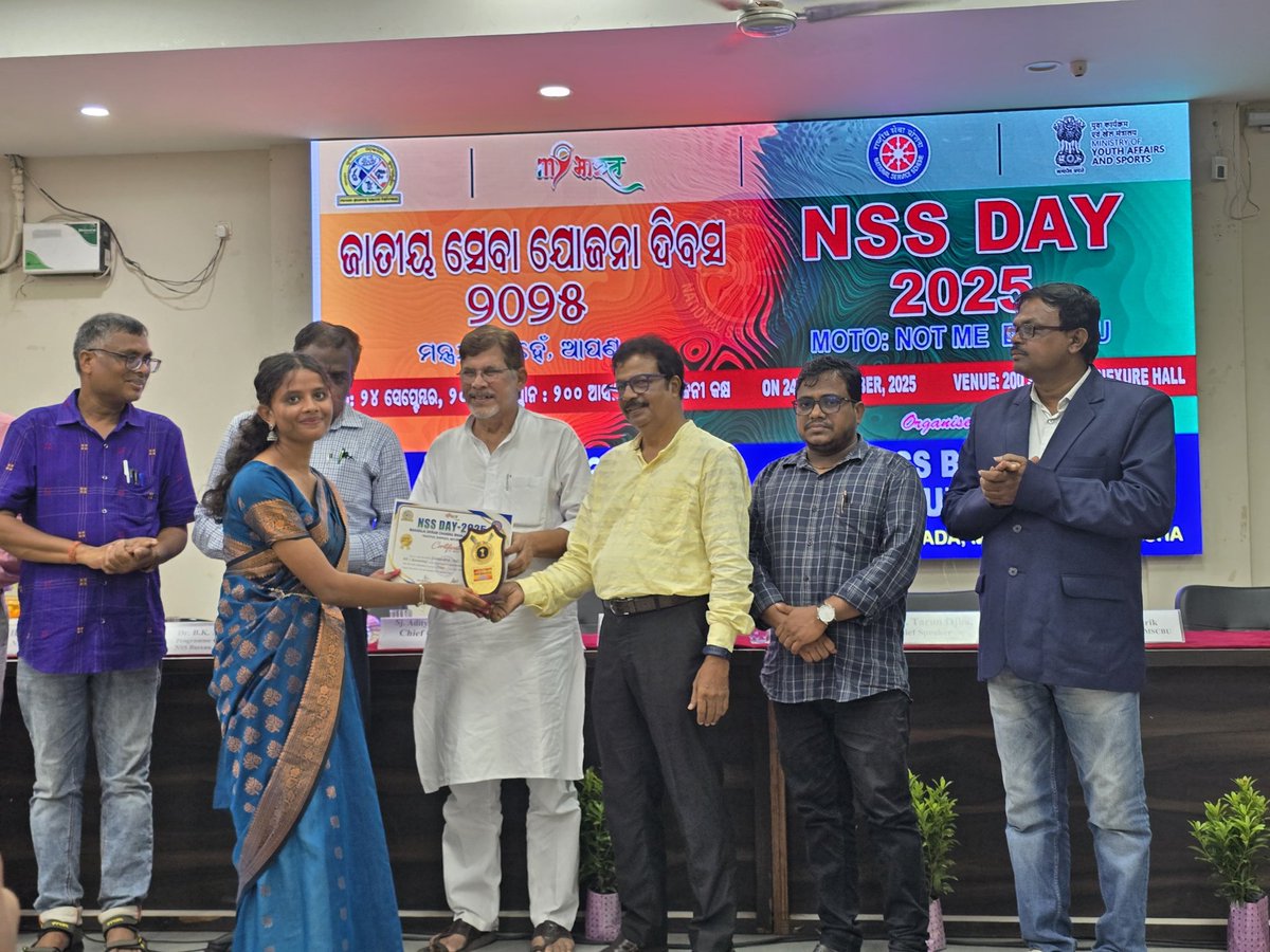mpcautonsswing's tweet image. "NSS Day Celebration under MSCB University"
Proud moment for MPC College NSS volunteers at the NSS Day Celebration organized under MSCB University! Our students participated enthusiastically in various inter-college competitions and achieved outstanding success. 🏆
#NSSDay#MPC