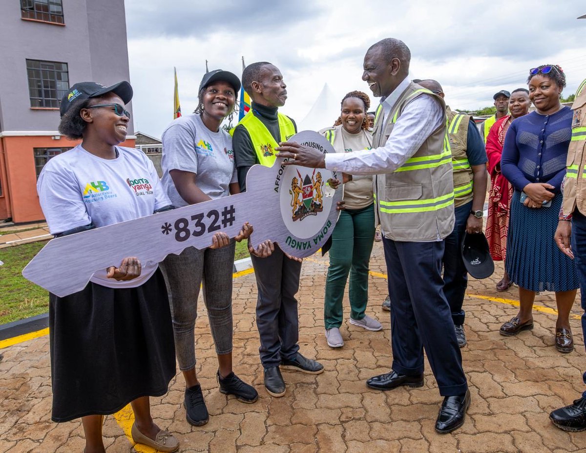 JaneFKyalo's tweet image. This is the Elburgon Affordable Housing program. 

I hope you know that Affordable Housing was included in the Azimio manifesto, too, and has actually been actualized. 

I love that Pres William Ruto has made it happen.