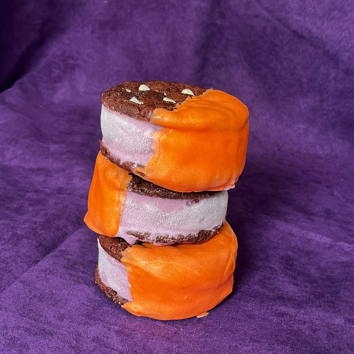 Cowkies_ccs's tweet image. Micro-historia de terror: se acabaron los Spooky Sanduchitos y no los probaste