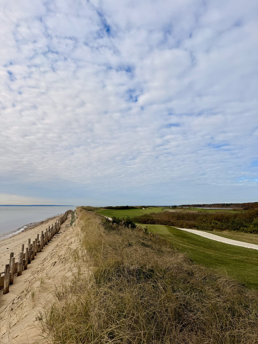 EmersonLotzia's tweet image. the ocean course at new seabury yesterday was fun as hell. great vibes. great weather. great scores. the fellas were dialed in 🎯