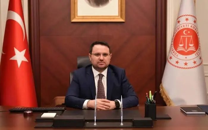 _Devletci_'s tweet photo. Cumhuriyet Başsavcımız Akın Gürlek’in yanında mısınız? 🇹🇷

A) EVET
B) HAYIR https://t.co/VqdENnBmvK