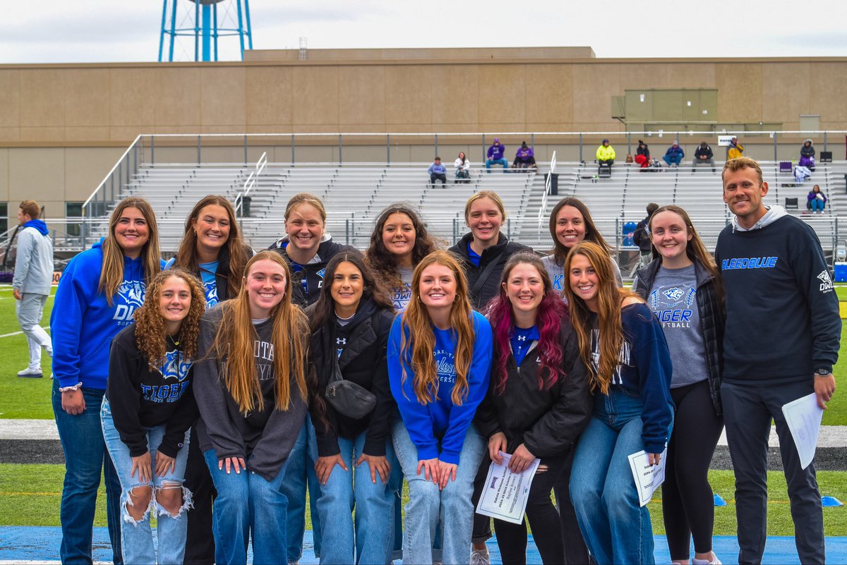 Many of our alumni and current players were recognized this weekend for their hard work and dedication last spring. 
. 
We had many 1st Team All-Conference, 2nd Team All-Conference, Honorable Mention, and Daktronic Scholar Athletes! 
. 
Congrats to all of our honored girls!!