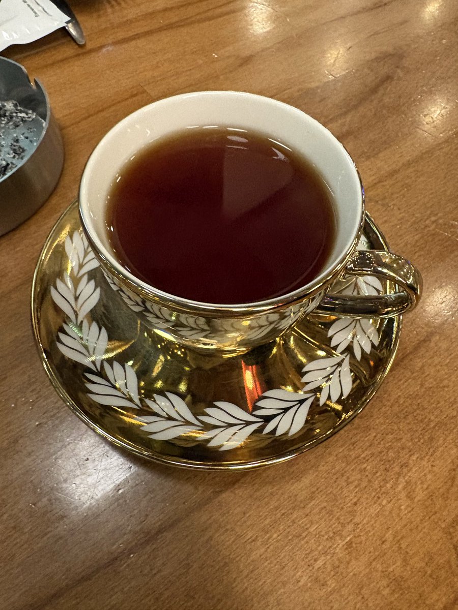 louvre müzesinden çalınan parçalardan biri ümraniye bulgurluda kafede gelen gelsin