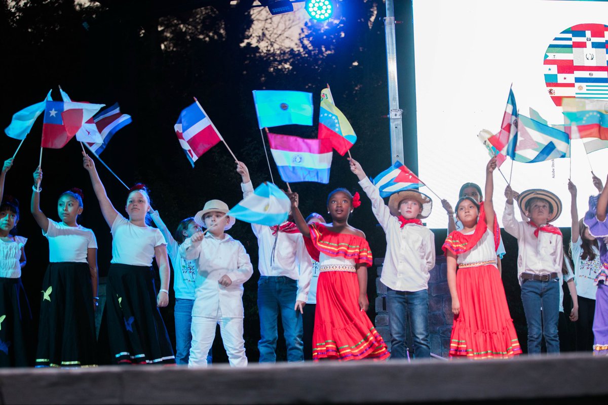 Lex1 World Languages tweet media