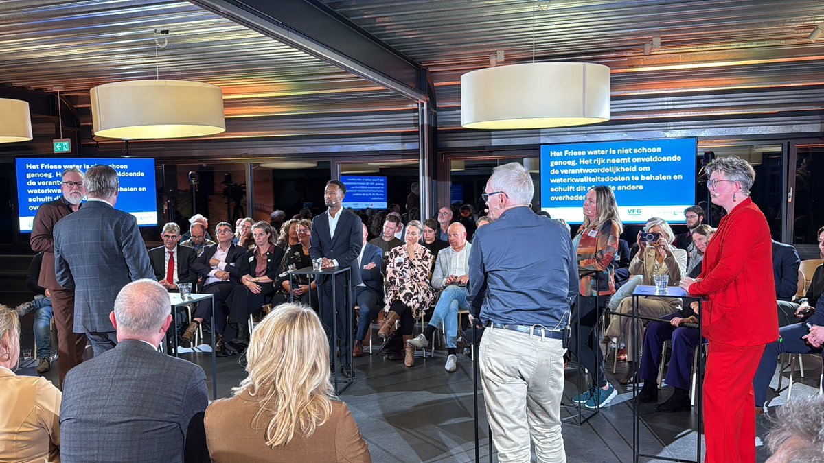 Moai ferkiezingsdebat op ‘e Lemmer bij de Fryske Bestjoerdersdei fan <a href="/VFG_Fryslan/">VFG Fryslan</a>, <a href="/provfryslan/">Provincie Fryslân</a> en <a href="/wetterskip/">Wetterskip Fryslân</a>.