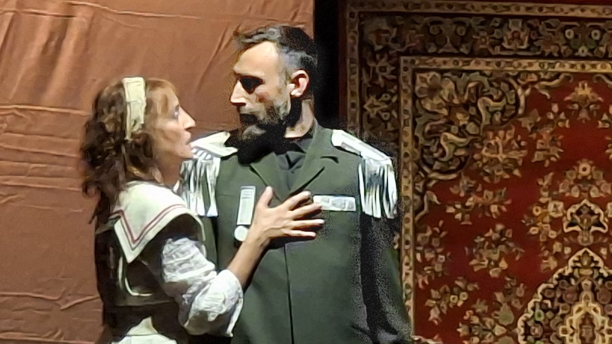 💪Hem començat amb força la 3a Mostra de Teatre Pep Graset de #Vilaseca amb El setge i Baby shower. El  9 de novembre us esperem de nou amb Ovelles!