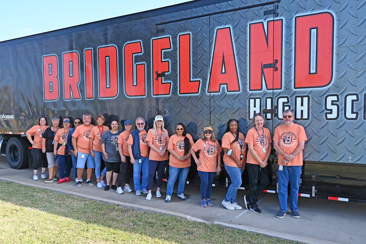 CFISDAbbie's tweet photo. With the UIL Area I Marching Contest moved to today due to weather this past Saturday, our @CFISDbus employees are rising to the challenge to get our band students to &amp; from Legacy Stadium! This @Bridgeland_Band crew was all smiles this morning! #CFISDspirit #ChooseCFISD 🎉 https://t.co/PTGYxrhigZ