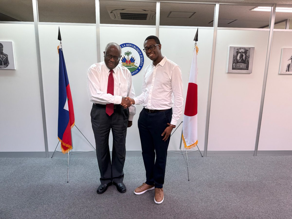 Marc R. Claude tweet media