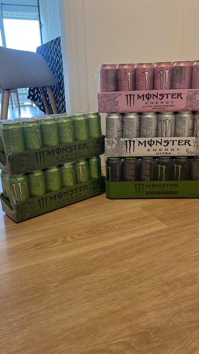 Bat_Ghost_'s tweet photo. Empieza mi Halloween!!!! 🎃
Mil gracias al equipo de @MonsterEnergyES 
@MonsterGaming 
@MonsterEnergy https://t.co/UdTZMTjJYp