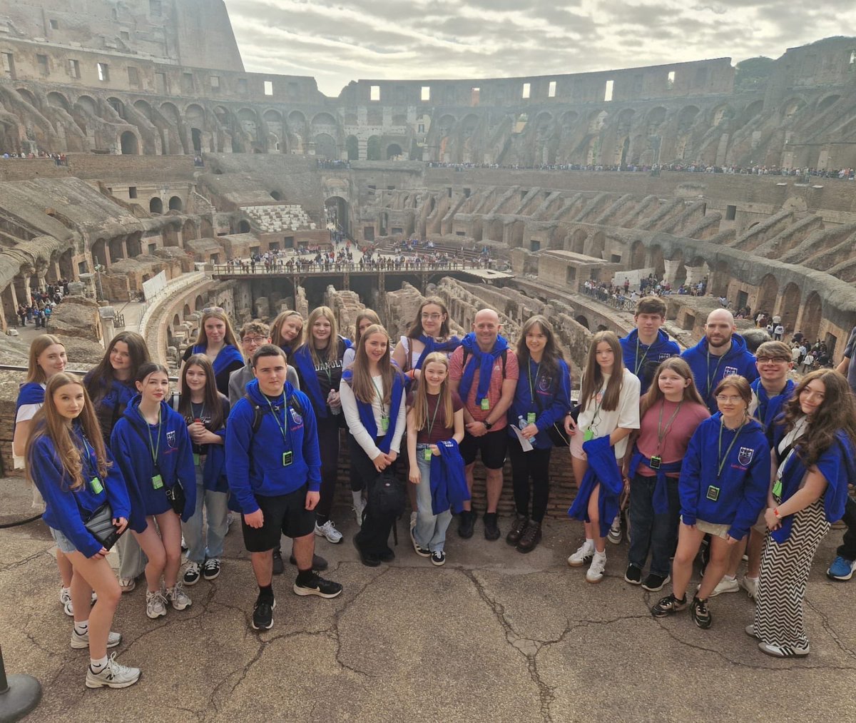 MaghullHighsch's tweet image. Our Latin trip have returned home safely from Rome. What an experience for them! A huge thank you to Miss Reeve, Mr Moran and Mr McQuade for providing this fantastic opportunity for our students. #LatinExcellence #Aspire #Achieve #Enjoy