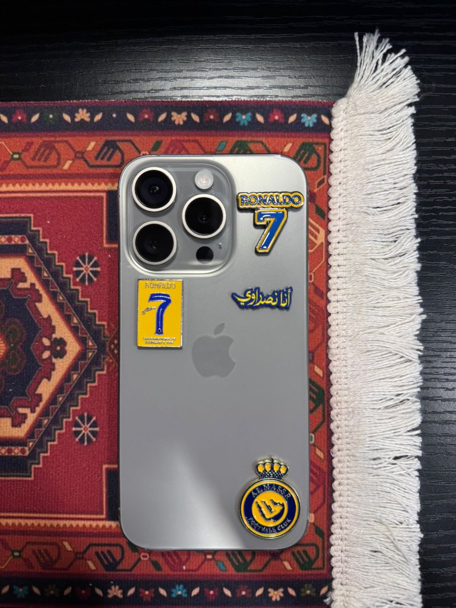 ⚽️✨ خل جوالك علية طقم فريقك!
ستيكرات معدنية 3D بتفاصيل فخمة.
اختَر فريقك… وصوّر لنا جوالك بعد التركيب 🤳
#رهيب #اكسسوارات_جوال #ستيكرات #الدوري_السعودي #الهلال #النصر #الاتحاد #الاهلي