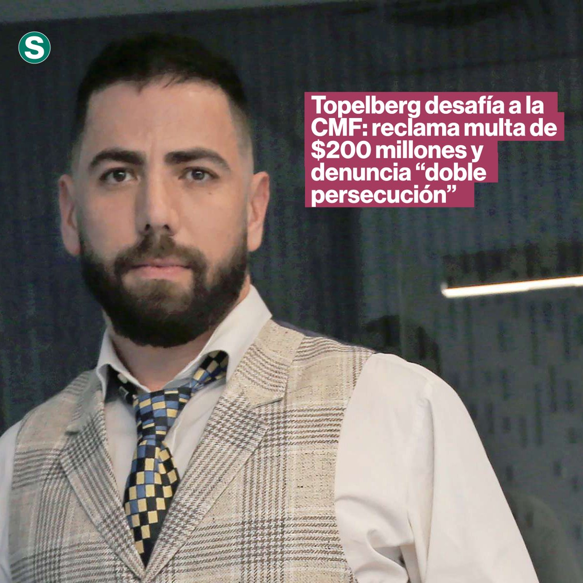 La_Segunda's tweet photo. Rodrigo Topelberg presentó un reclamo ante la Corte de Apelaciones para anular la sanción de 5.000 UF aplicada por la CMF en el caso Factop. Alega que fue castigado dos veces por los mismos hechos y que los “nuevos chats” carecen de sustento. https://t.co/E62wfcQobn
#Factop #CMF https://t.co/vM0nPXusBF