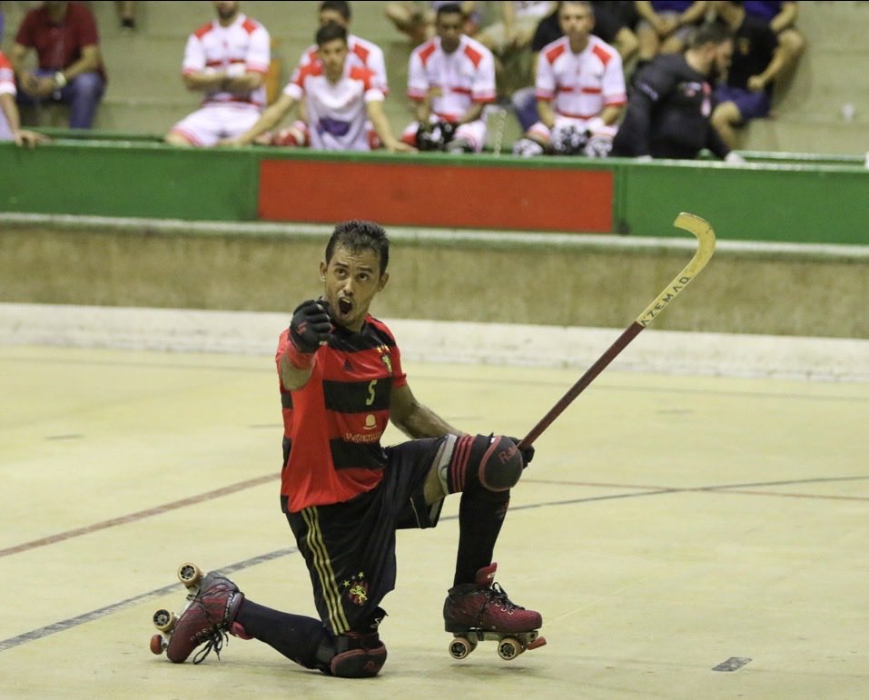 Hoje (27/10/2025) tem estreia do #HoqueiSport as 19:30 no clássico nacional diante do Sertãozinho-SP.
Os jogos acontecerão no Clube Português do Recife e tem entrada gratuita. 

Rumo ao hepta! #PST <a href="/olimpicosport/">Sport Olímpico</a> 
<a href="/sportrecife/">Sport Club do Recife</a>