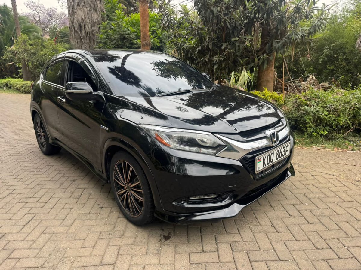 DerrickUdu55582's tweet image. Honda vezel RS
Automatic 
Yom 2017
2,100,000ksh
0799561061
