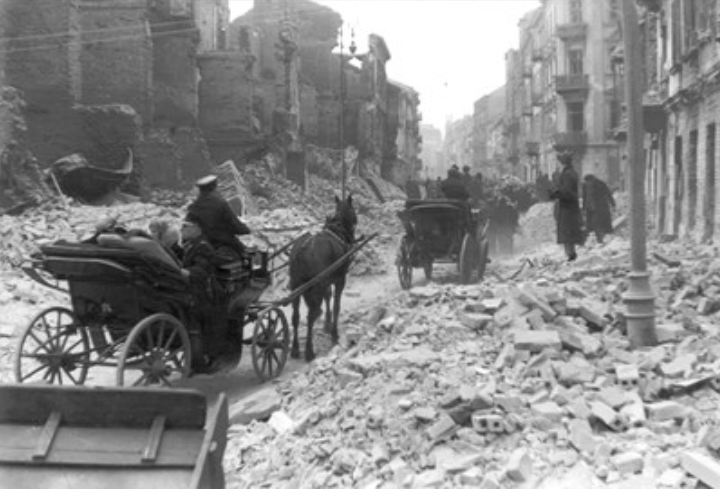October, 1939 | Warsaw, German-occupied Poland. Jews travelling on wagons among the ruins, after the city's conquest.

#NotLongAgoNotFarAway