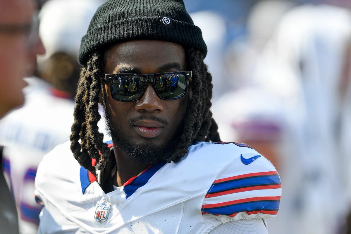 James Cook is officially a superstar running back.

<a href="/CarsonHayek/">Carson Hayek</a> breaks down the RB’s historic performance ⬇️⬇️⬇️ #BillsMafia