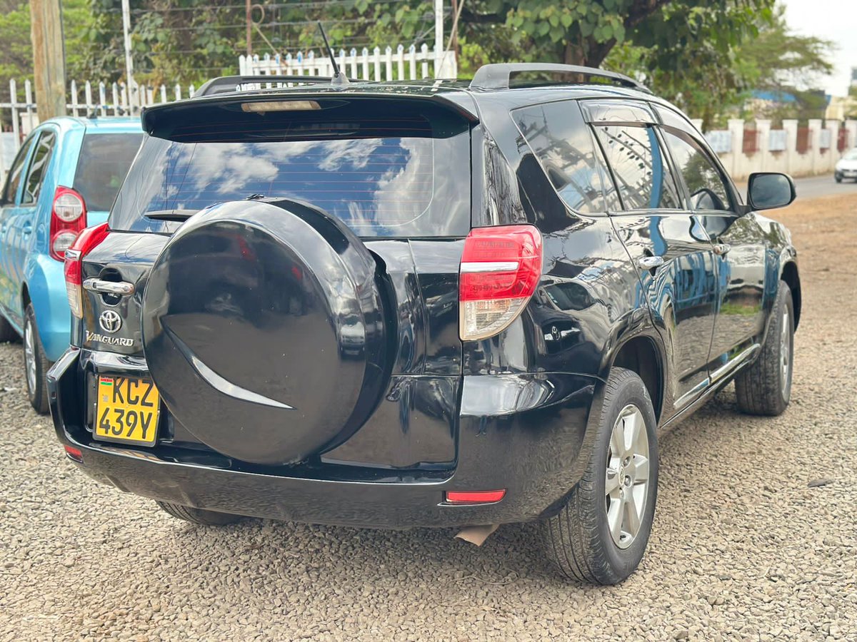 OjMechanisms's tweet image. Toyota Vanguard
YoM: 2013
Rating: 2400cc
Automatic
Sunroof 
Accident free 
Half leather | steering control
Good condition
Asking price: 1.8M (negotiable)
Trade in accepted 
📍Nairobi
📞0792454764