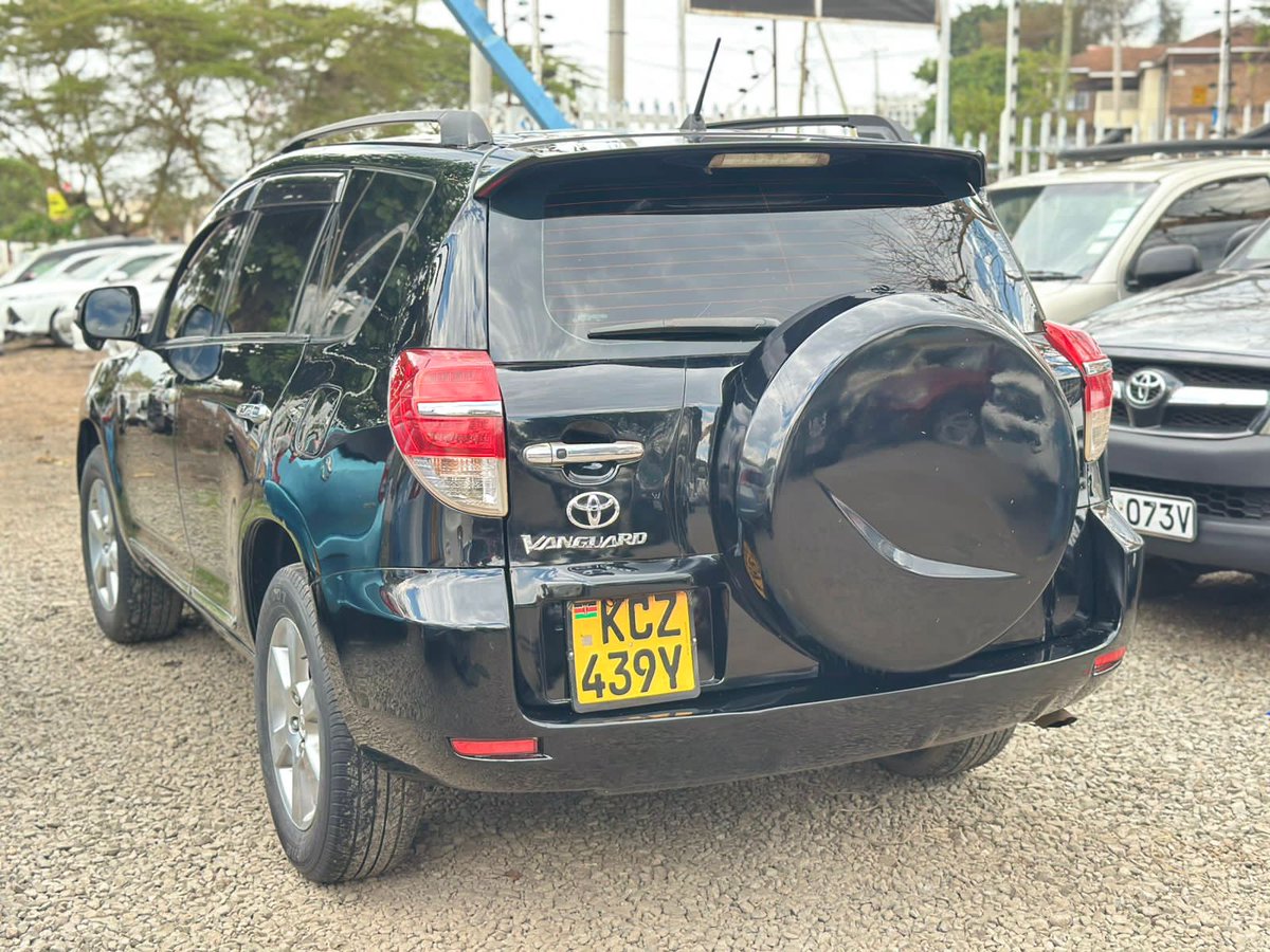 OjMechanisms's tweet image. Toyota Vanguard
YoM: 2013
Rating: 2400cc
Automatic
Sunroof 
Accident free 
Half leather | steering control
Good condition
Asking price: 1.8M (negotiable)
Trade in accepted 
📍Nairobi
📞0792454764