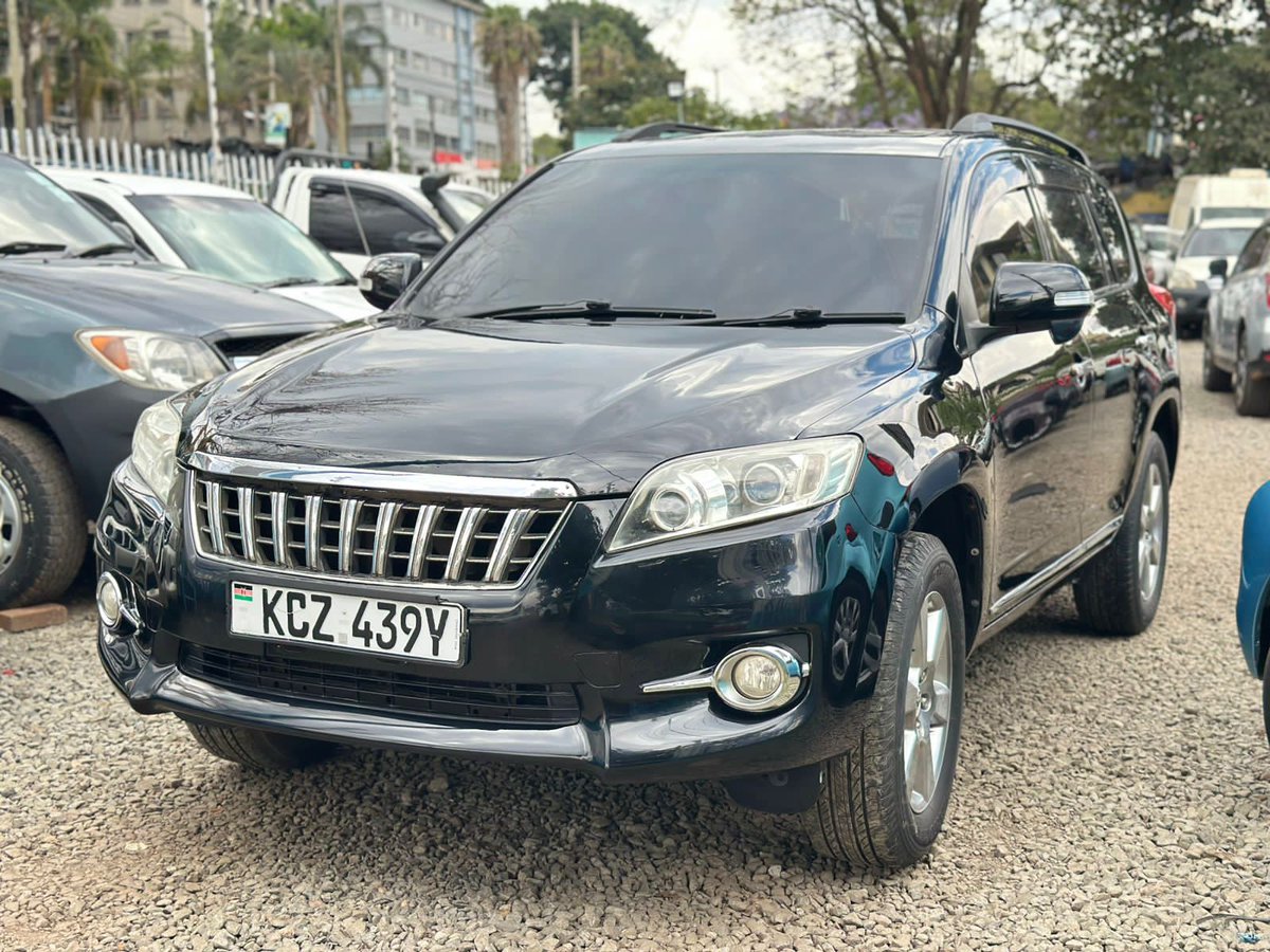 OjMechanisms's tweet image. Toyota Vanguard
YoM: 2013
Rating: 2400cc
Automatic
Sunroof 
Accident free 
Half leather | steering control
Good condition
Asking price: 1.8M (negotiable)
Trade in accepted 
📍Nairobi
📞0792454764