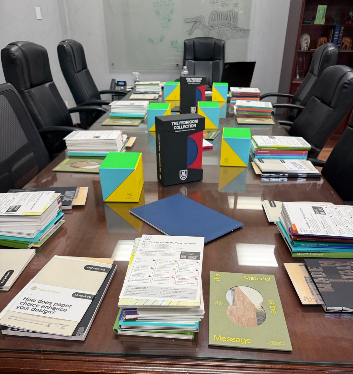 ColorDynamics_'s tweet image. 🥪💡 Great print starts with great paper. We were excited to participate in a Lunch &amp;amp; Learn with Mohawk Paper and Fedrigoni Paper, diving into the creative and technical advantages that help our clients’ projects shine.