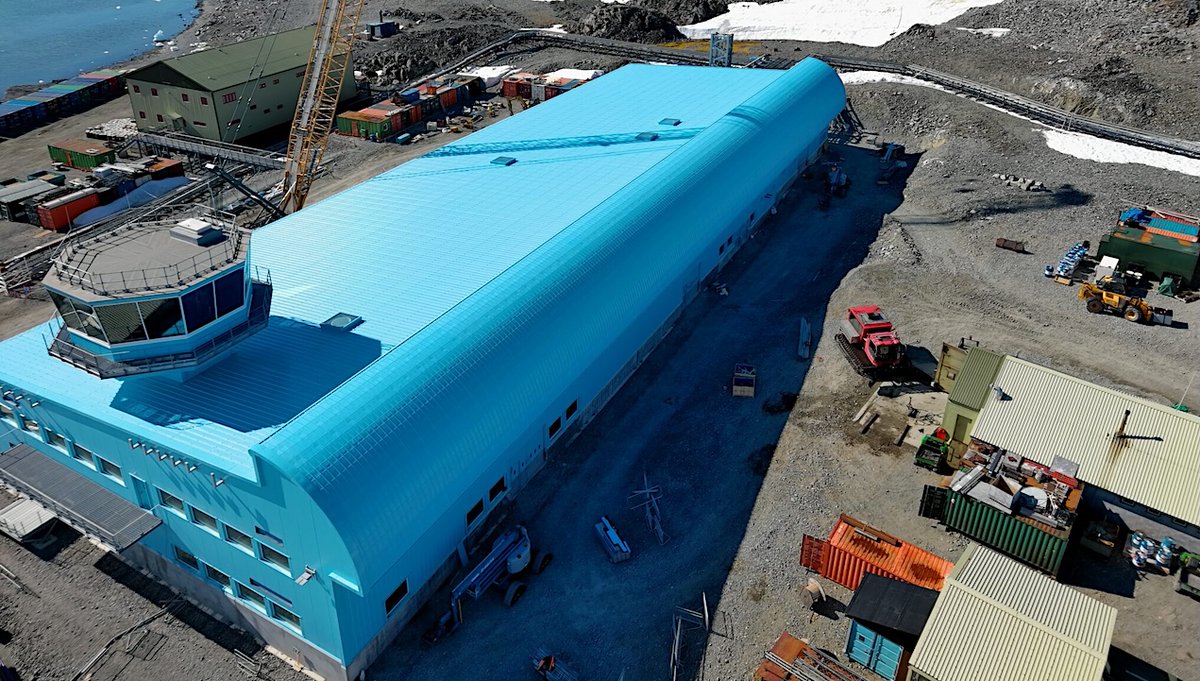 astrobiology's tweet photo. Ice Planet Research: British Antarctic Survey Discovery Building Comes To Life
https://t.co/MNR4cCGs8T #astrobiology #antarctica #iceplanet https://t.co/eBVAh0Yej8