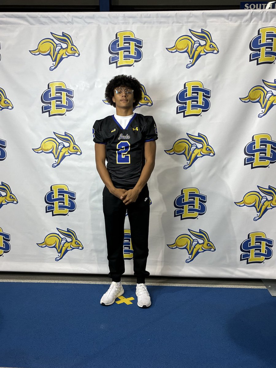 Had a great time at <a href="/GoJacksFB/">SDSU Football</a>! Thank you coach <a href="/Coach_Benedetto/">Vince Benedetto</a> for the invite!
<a href="/The_Coach_Fish/">Fish</a> 
<a href="/ParkstonTrojans/">Parkston Trojans</a>