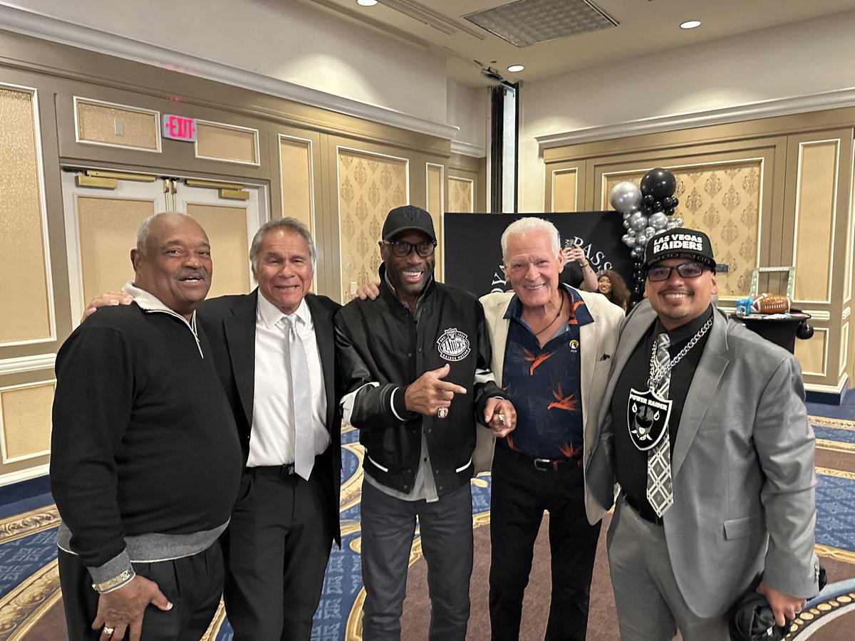 GoGoPowerRaider tweet media