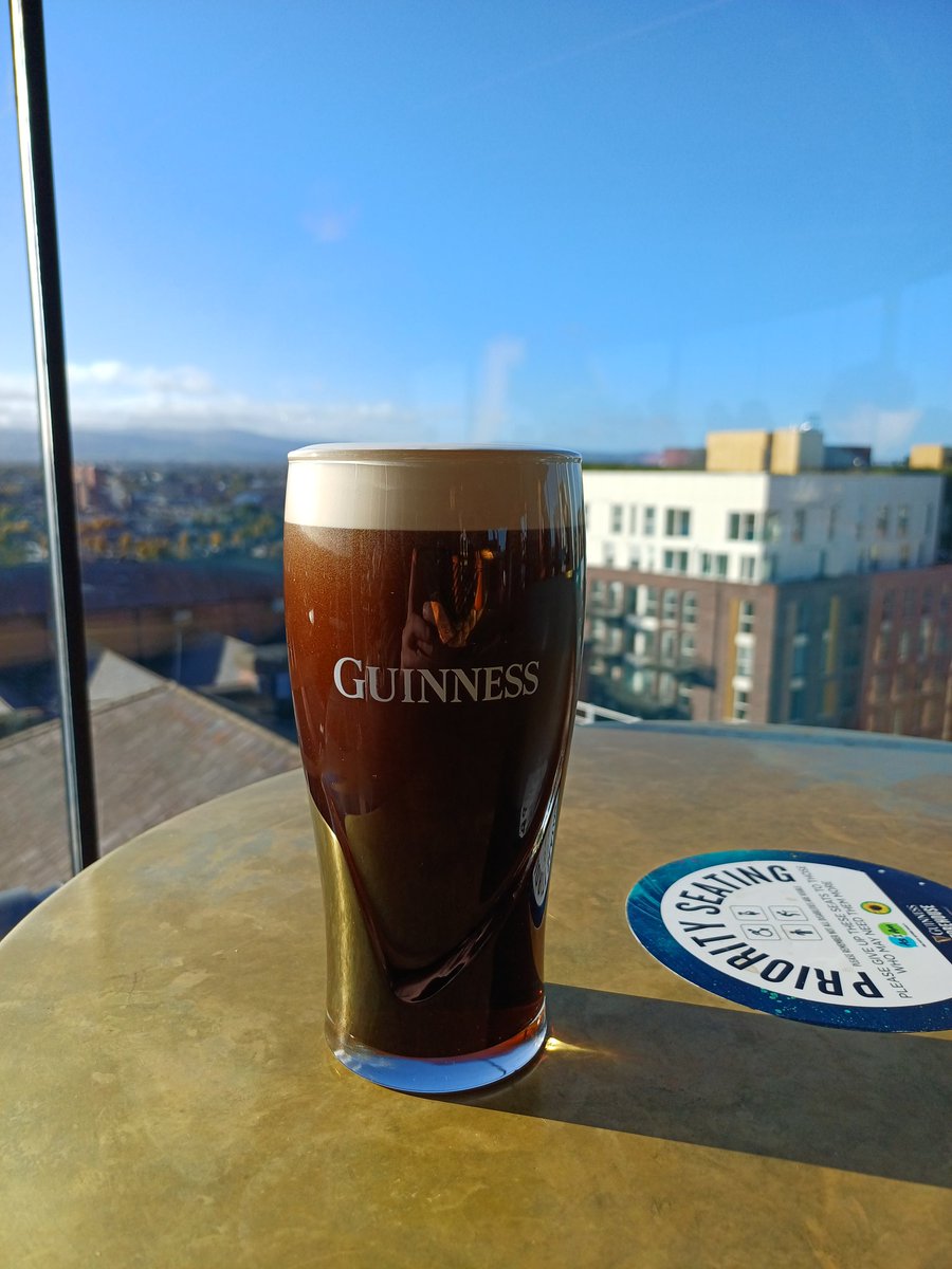 SLOV3N1C🇸🇮🍊 tweet media