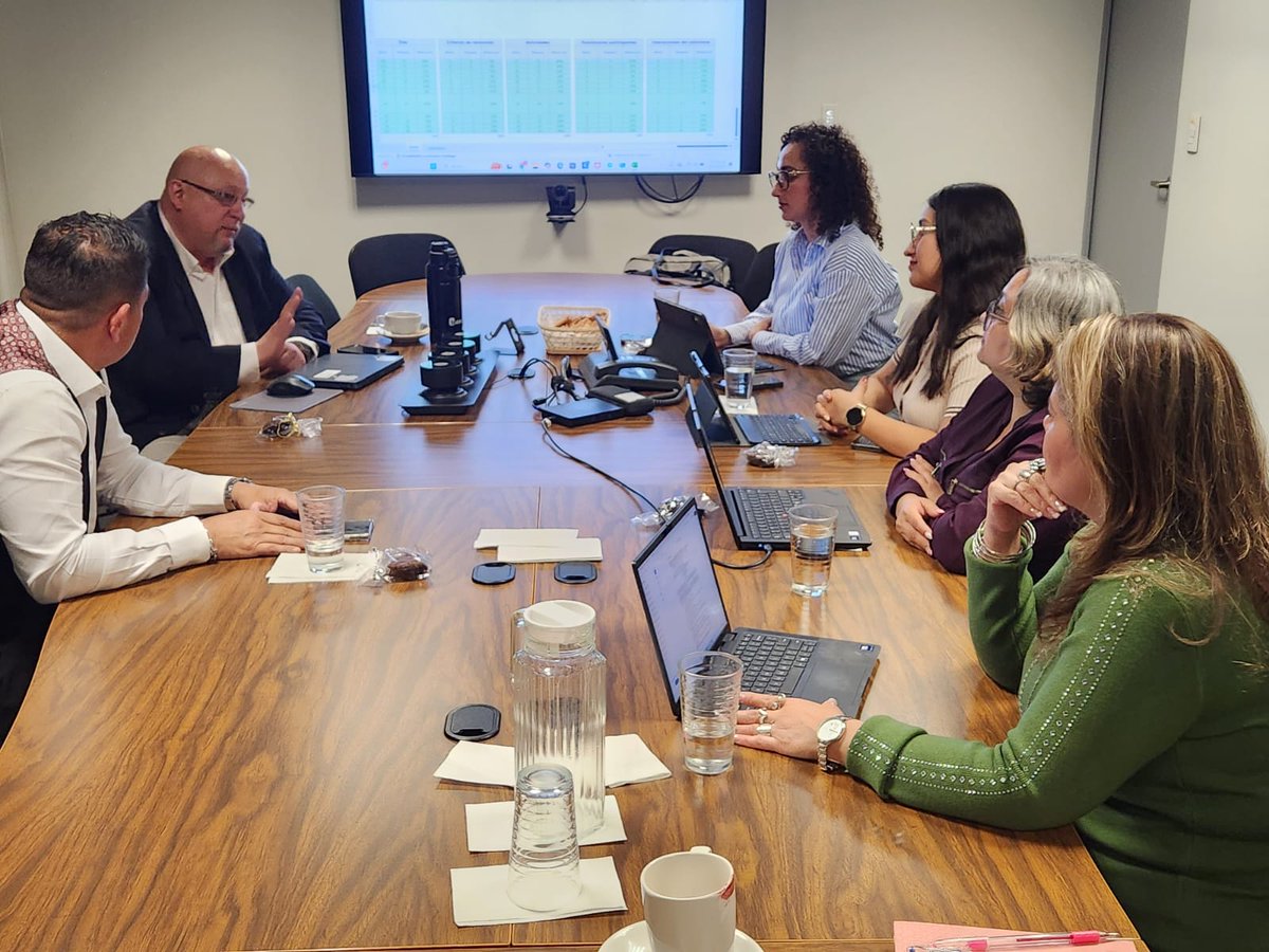 OCDE Política Regulatoria tweet media