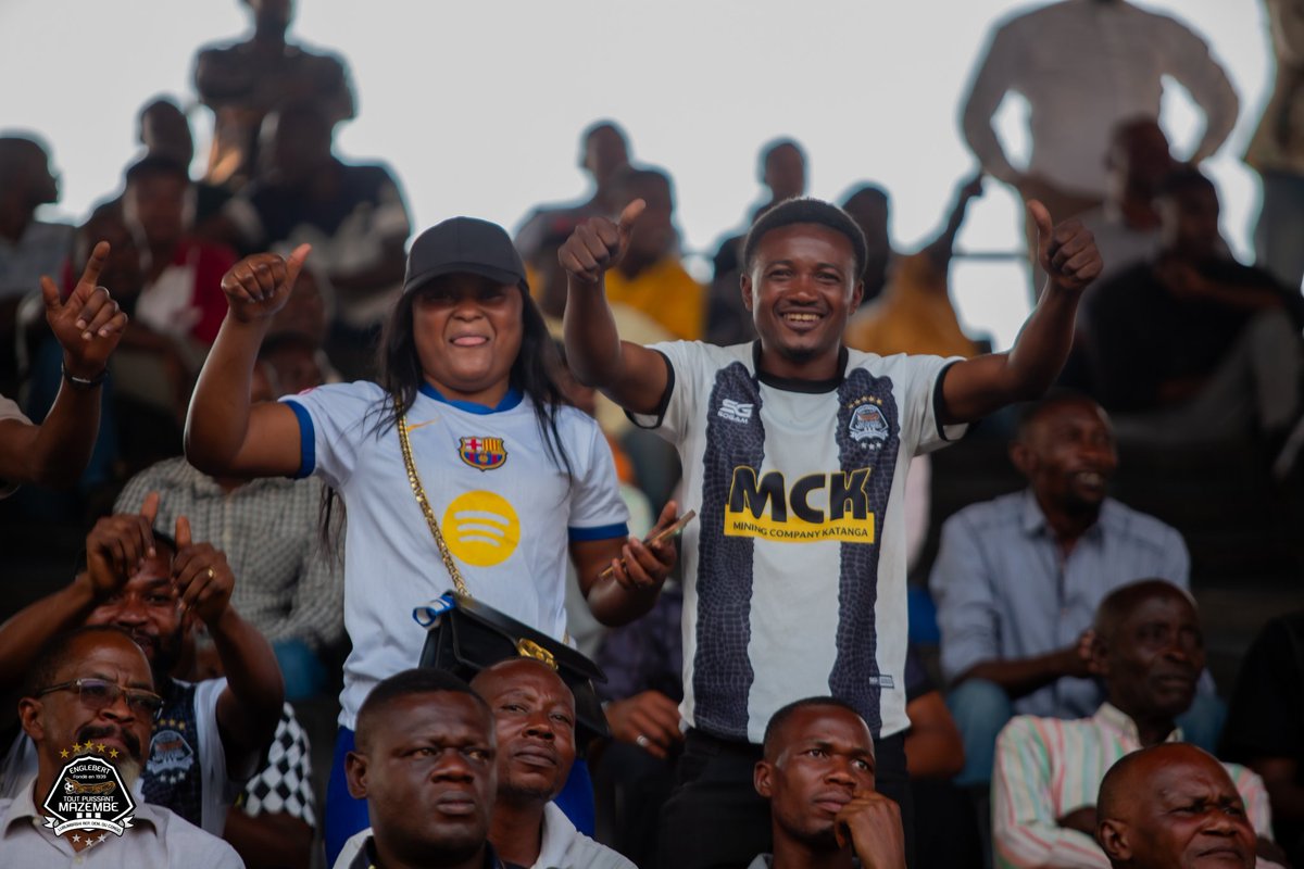 TPMazembe's tweet photo. #Ligue1 #TPMManika 
La force de nos Corbeaux est dans notre unité. Le véritable soutien se manifeste au Temple en payant son ticket
Concentrons notre énergie à encourager, à pousser l'équipe et à faire du stade une vraie marmite de Kamal cette Saison
Moins de clics, + de billets https://t.co/HBu7J2PNHo