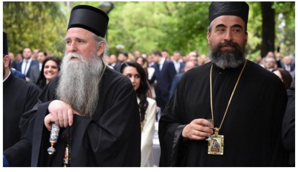 Divno je što su Joanikije i Metodije pozvali na smirivanje situacije ... 

Jesu kurac!!!