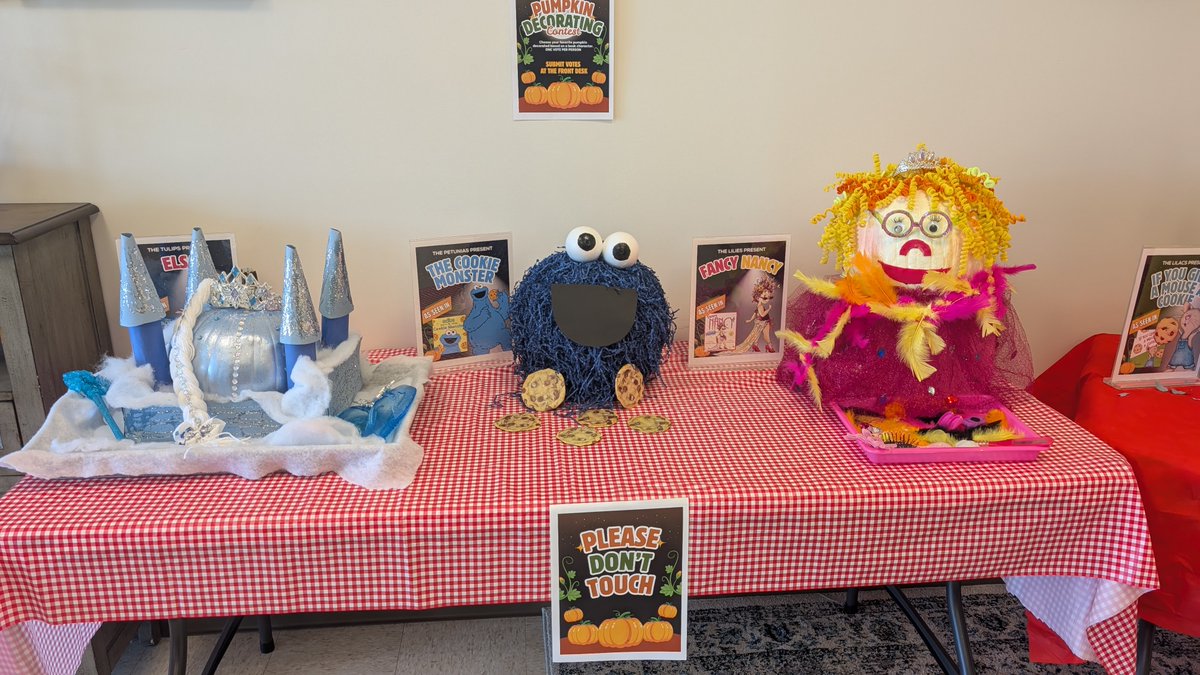 Vine_BranchesLC's tweet image. We&apos;re having a pumpkin decorating contest! Our students in each classroom have worked together to create some amazing pumpkins based on our favorite story book character! Stop by the front desk before Wednesday to vote for your favorite. The winning class will get a prize!
#vablc