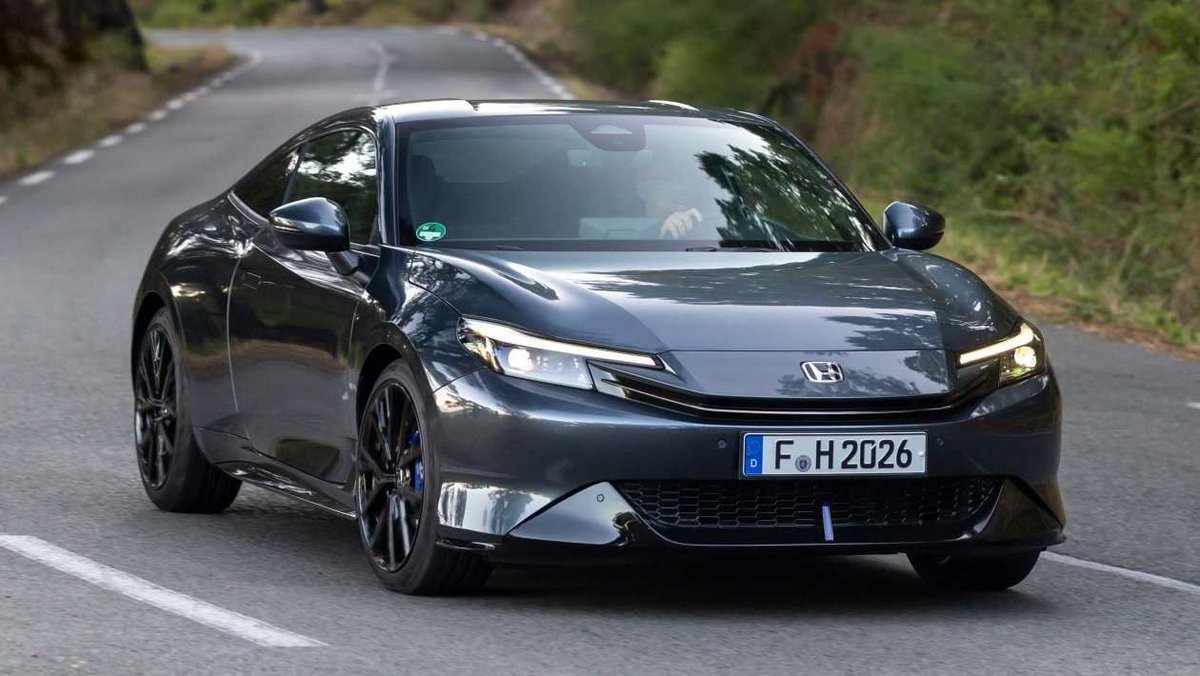 Auto Express tweet media