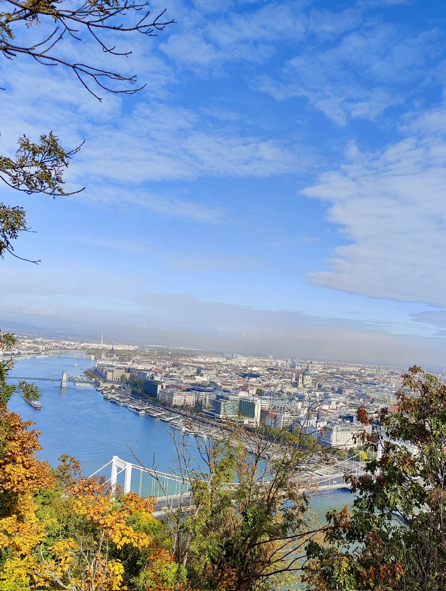 Nico_Makela's tweet photo. 5/5
Näillä eväillä jaksaa taas pitkälle syksyyn! 🍂
#budapest #tyhy #vlturva #merivartiosto #rajavartiolaitos #teamwork #teambuilding #kaupunkiloma #teamspirit #hungary #wellbeingatwork https://t.co/KOBZ8PsyPs