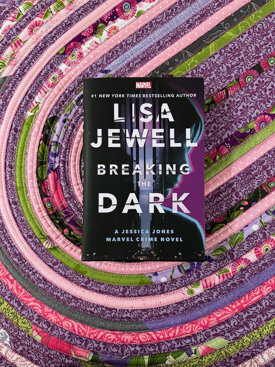 VGDesigns's tweet image. As the weather turns rainy for Halloween, it’s a great time to curl up with a mystery and a cozy quilt! 📖💜 

What are you reading for spooky week?

Our quilts will keep you safe from the haunting chill, in our Etsy shop at VictoriaGDesigns or victoriagleasuredesigns.com 💜