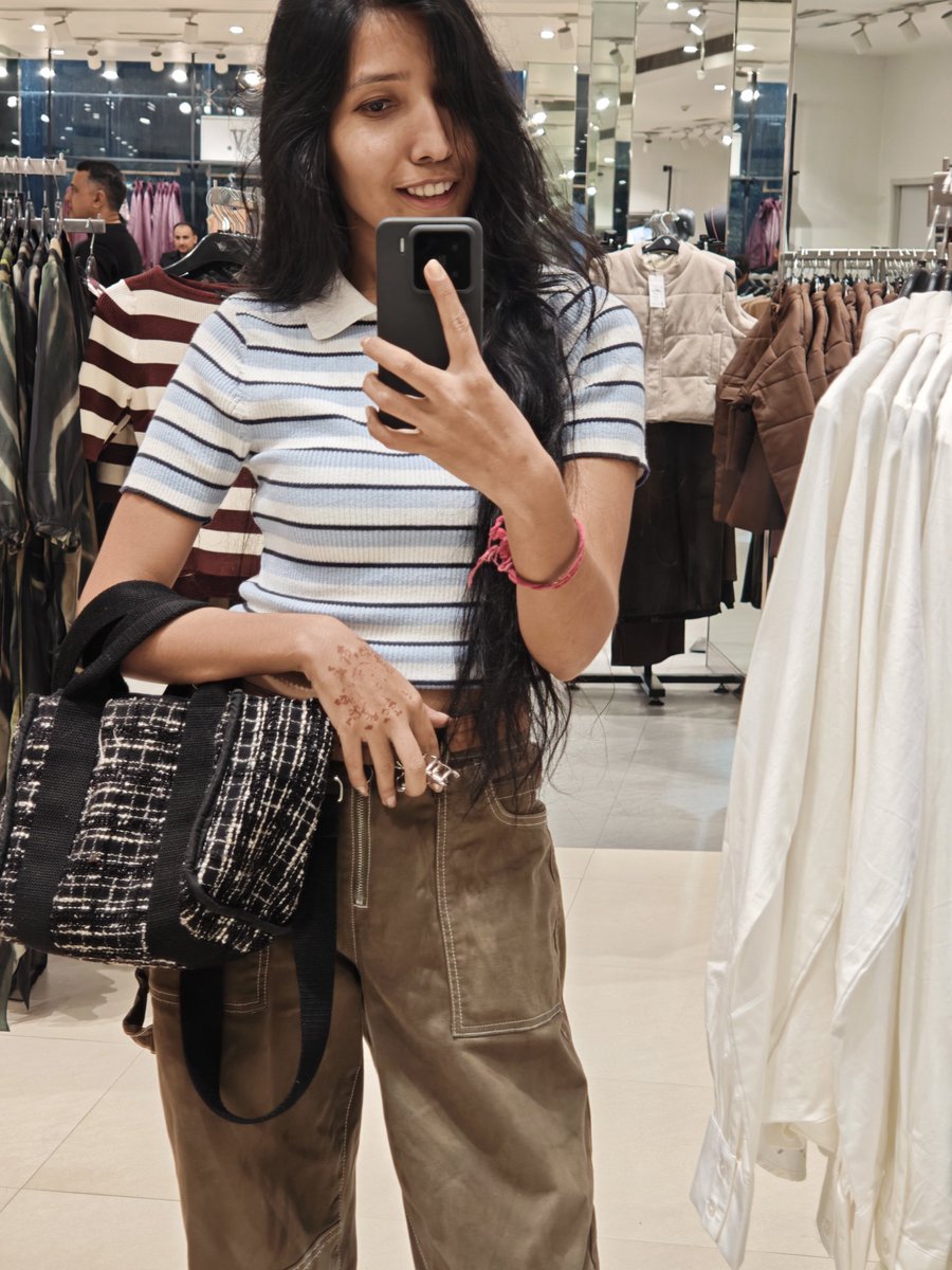 Asya_angelqueen's tweet photo. Late for shaping time but still slaying the vibe 😎⏰💅 Better late than never, right?”
#ShapingTime #LateButStylish #GlowModeOn #SelfCareChronicles #SlayAllDay #BeautyMood #VibeCheck #ConfidenceGlow https://t.co/uygAsRMKBZ