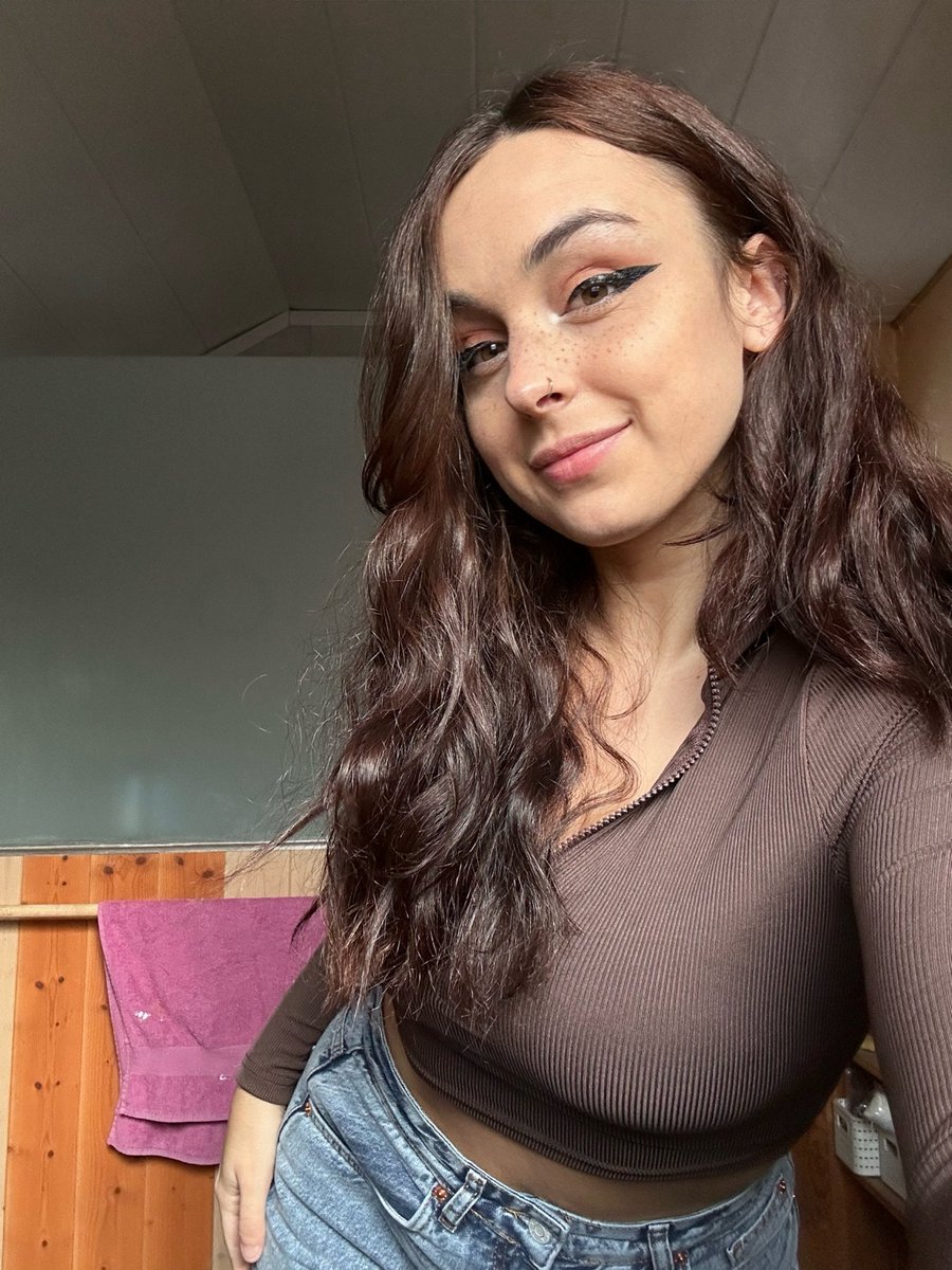 APA_VLR's tweet image. 🤎