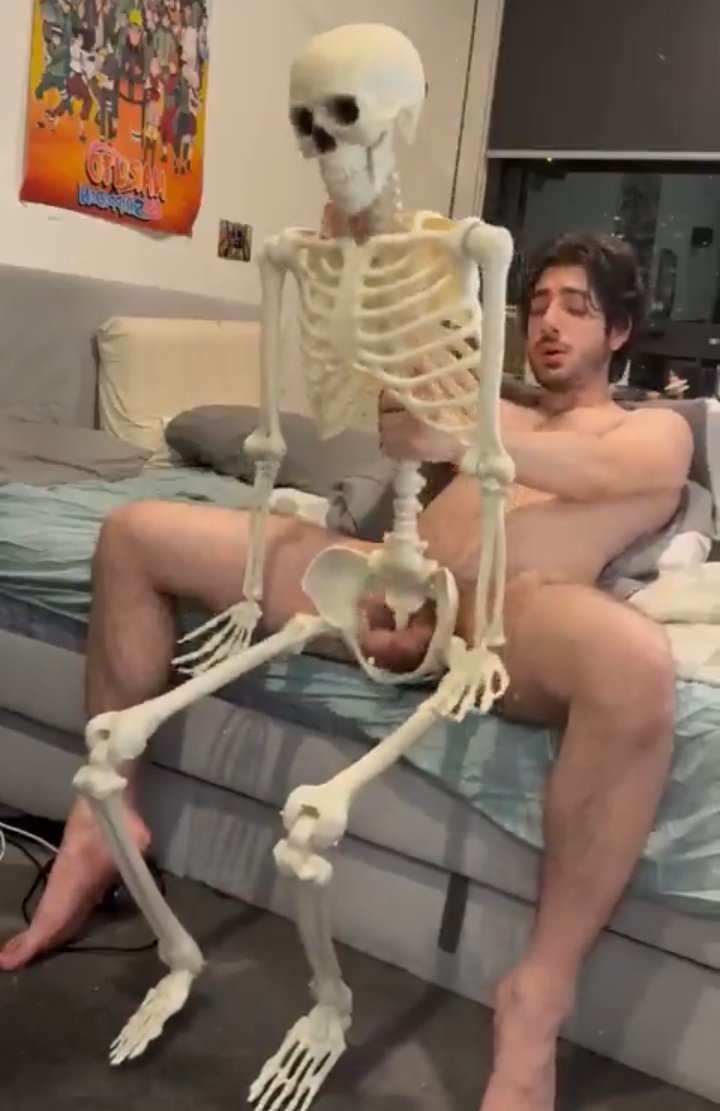 LVCAS 🛹🔞 tweet media