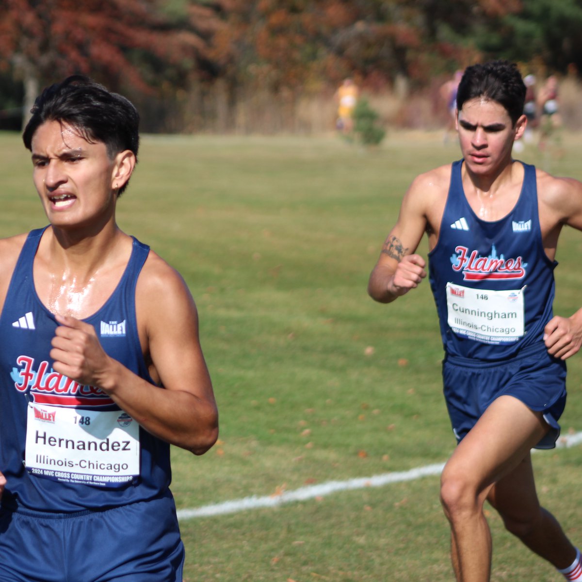 UIC_XCTF's tweet image. It’s go time for XC🏁
Flames hit the Valley for championship weekend🔥

#ChicagosCollegeTeam