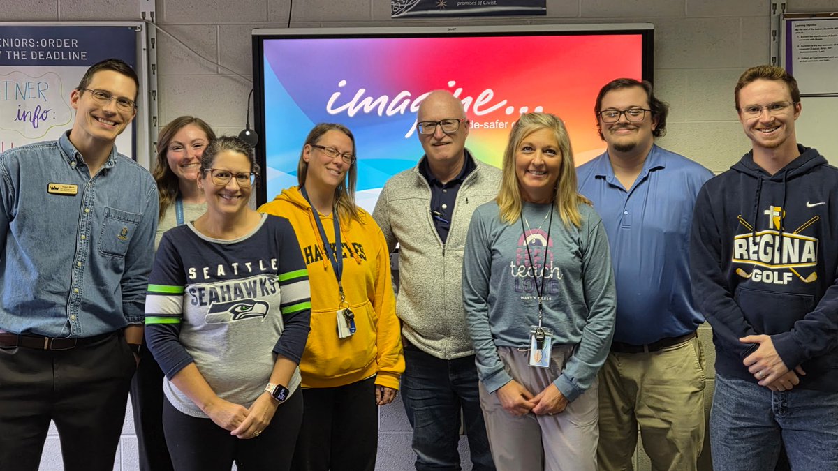 iowa_scsmh's tweet photo. From caring to capable—LivingWorks safeTALK Suicide Prevention training equips you to notice and respond to signs of suicide 🫶 These newly trained participants are ready to make a difference in their school.

Join the next training on Monday, November 17, from 8:30 a.m. to 12:30 p.m. in Iowa City ➡️ https://t.co/P1TzDAO7le